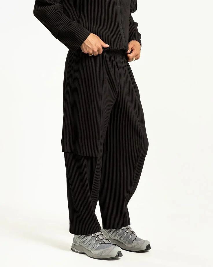 Pleated Cargo Pants